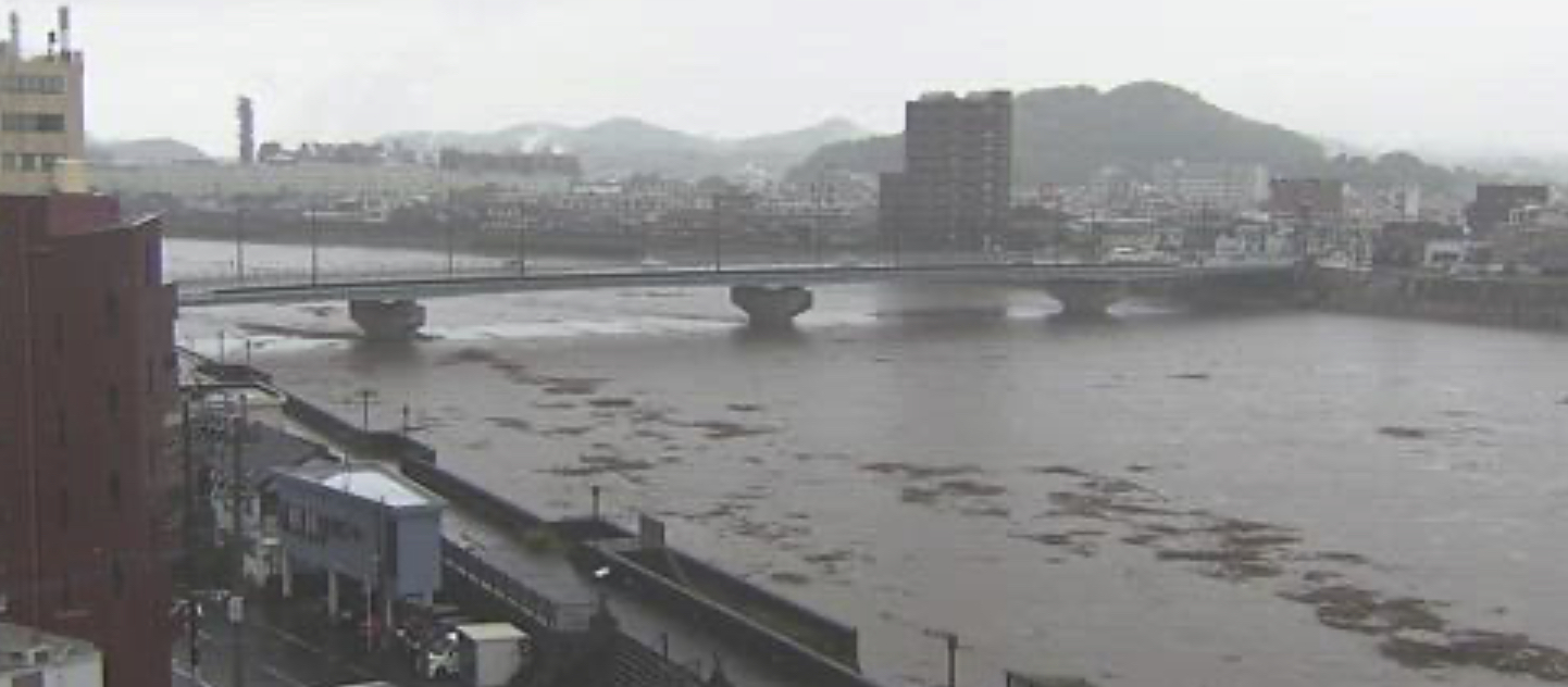 停止中：梅雨前線停滞 大雨に厳重警戒 各地のライブカメラ(NHK)/-