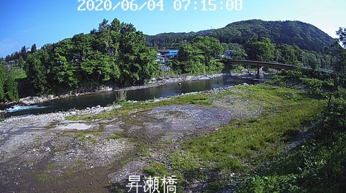 雫石川・昇瀬橋 ライブカメラ/岩手県雫石町