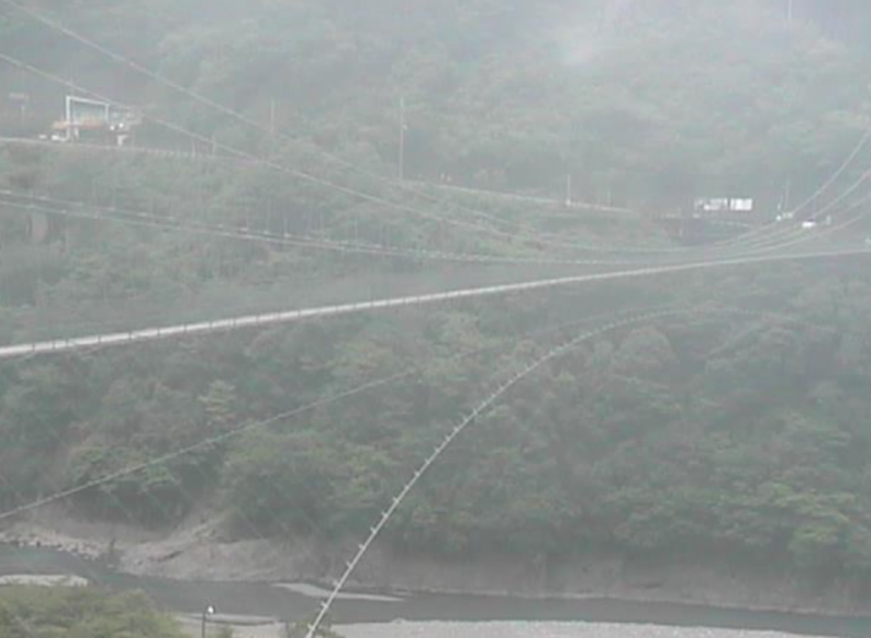 谷瀬の吊橋 ・上野地地区・役場周辺・七色地区ライブカメラ/奈良県十津川村