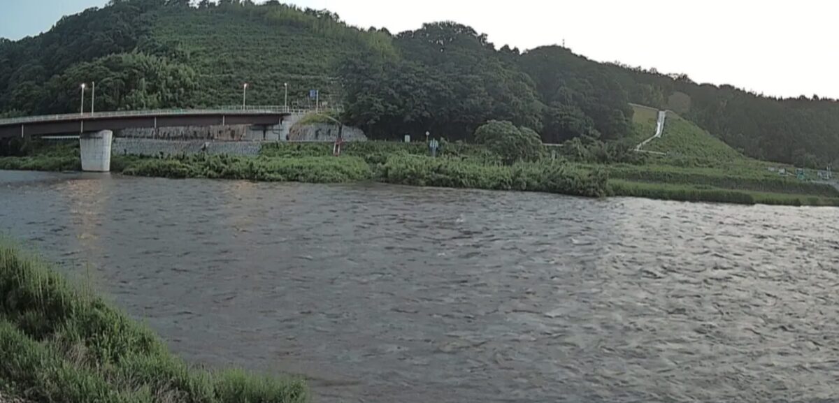 日野川のライブカメラ一覧 雨雲レーダー 天気予報 ライブカメラ検索マップ