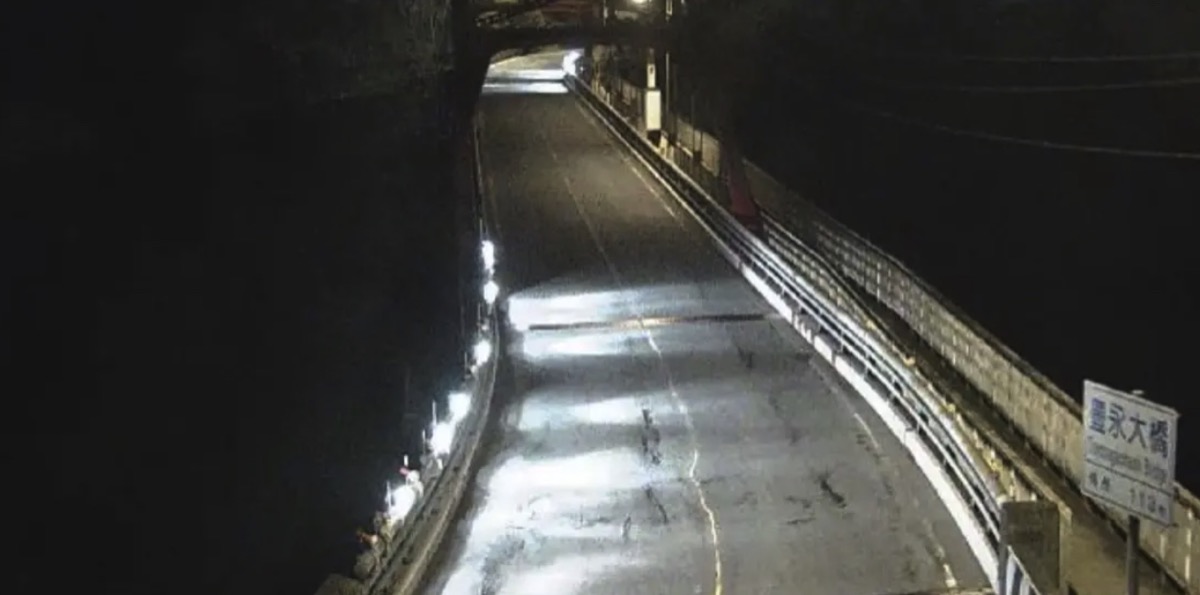国道32号のライブカメラ一覧・渋滞状況・雨雲レーダー・天気予報