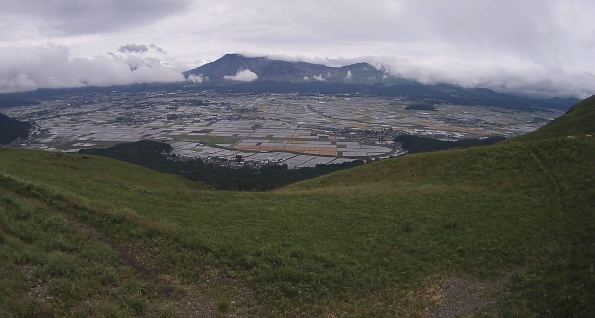 停止中：阿蘇 大観峰 雲海ライブカメラと雨雲レーダー/熊本県阿蘇市