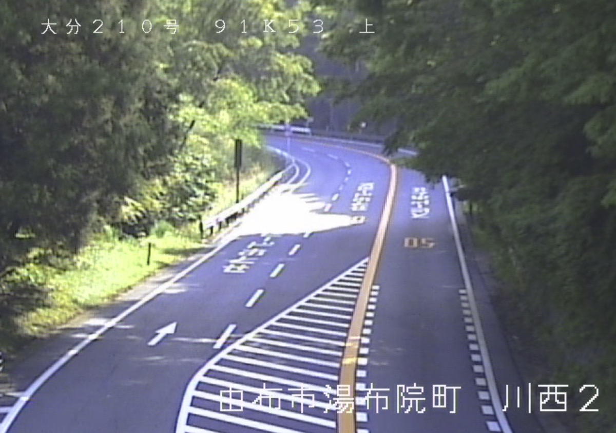 国道210号・湯布院町 川西2 ライブカメラ/大分県由布市